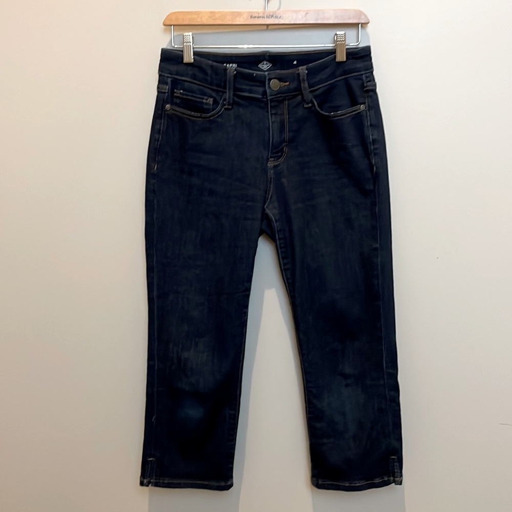 St. John’s Bay Dark Denim Capri’s Size 4
